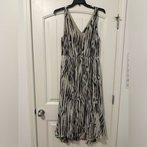 V-Neck Hi-Lo dress